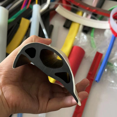 Boats and Ships Universal Rubber Fender with ISO/TS 16949 Certification
